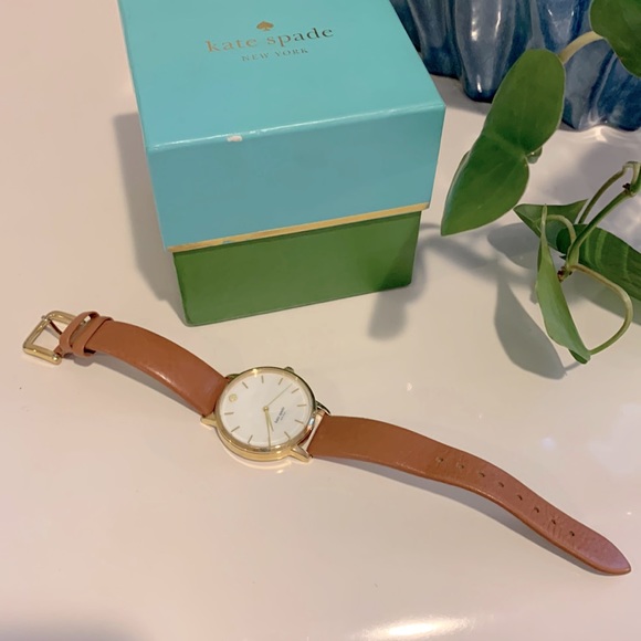 KATE SPADE | metro round leather strap watch - Picture 2 of 10